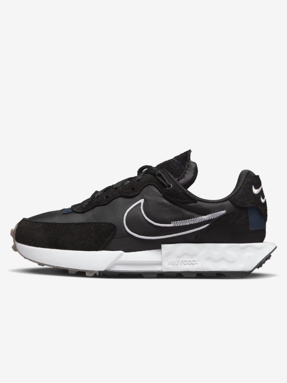 Nike Men's Black and White Low-Top Sneakers